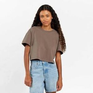 Nuuds Mocha Everyday Crop T-Shirt Size L